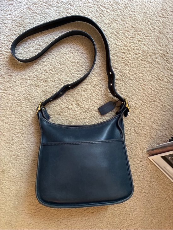 Coach Handbags - Vintage Coach Navy Blue bag